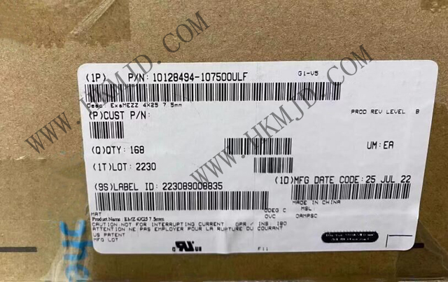 安費(fèi)諾 10128494-107500ULF ExaMEZZ? 夾層式連接器，引領(lǐng)高速連接新時(shí)代