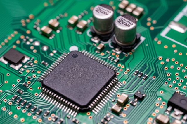 電子元器件回收商！明佳達(dá)長(zhǎng)期專注于高通（Qualcomm）處理器芯片及AI芯片的回收